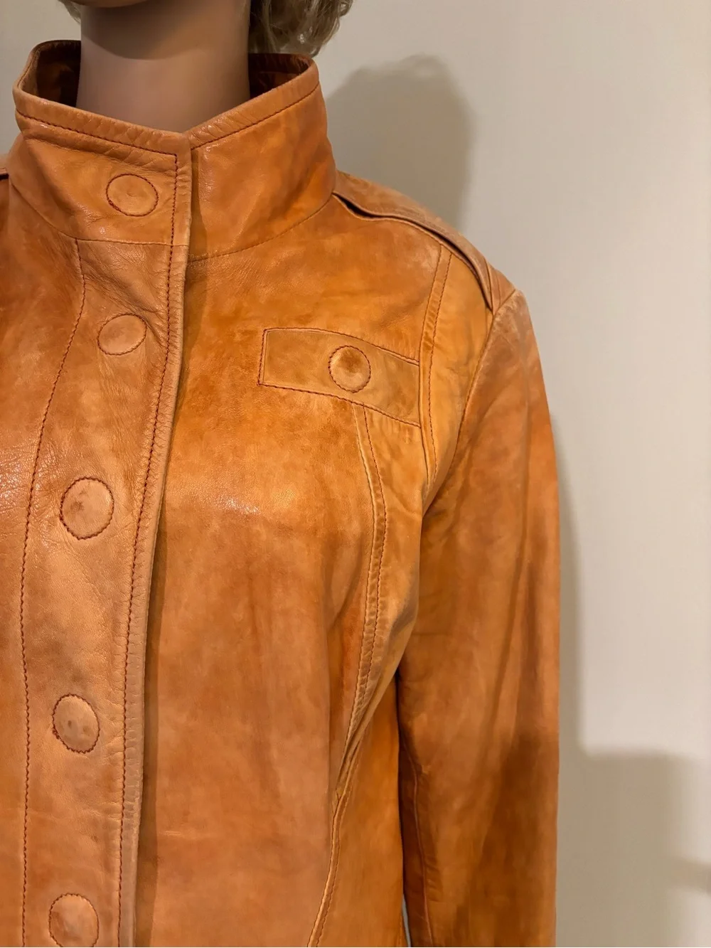 Danier Tan Leather Button-Front Jacket - Picture 5 of 16